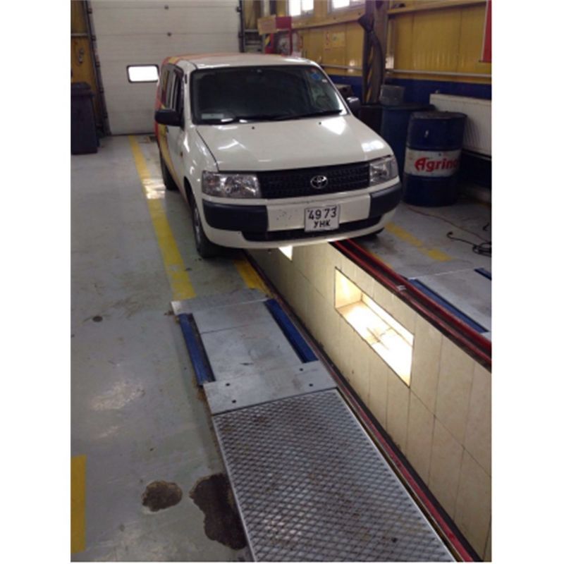 BMW Europe Car Fitment 2CTPB-3-3 4T Δοκιμαστική γραμμή αυτοκινήτου με πλάκα προσομοίωσης επίπεδης οδού Ultra flat plate brake tester