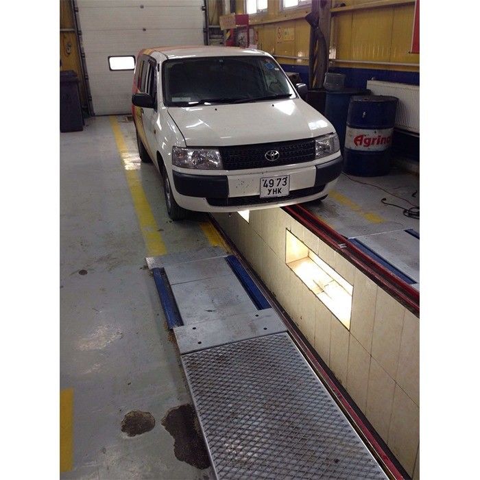 BMW Ευρώπη Εφαρμογή Αυτοκινήτων 4T Αυτοκινητοβιομηχανική Δοκιμαστική Γραμμή Επίπεδη Πλάκα Προσομοίωσης Επίπεδου Δρόμου Εξαιρετικά Επίπεδος Δοκιμαστής Φρένων