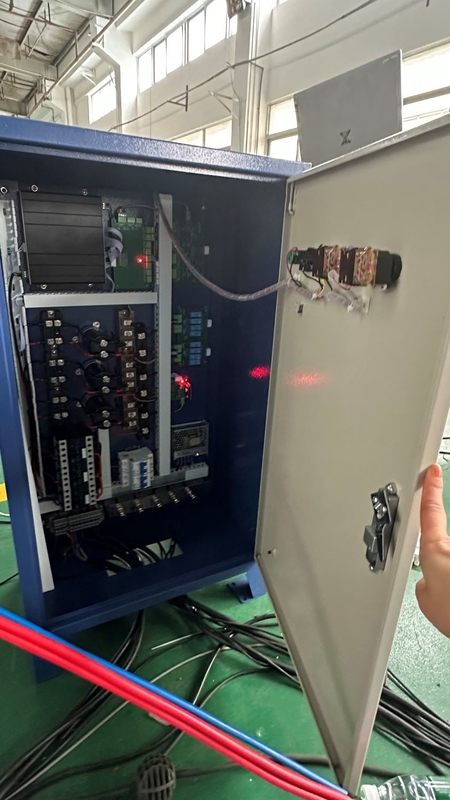 CTDCG-15 Αυτοκίνητο Αυτοκίνητο Τρεις άξονες έξι ρόλους Οχήμα Τάξι Δυναμόμετρος Δυναμόμετρος ίππων