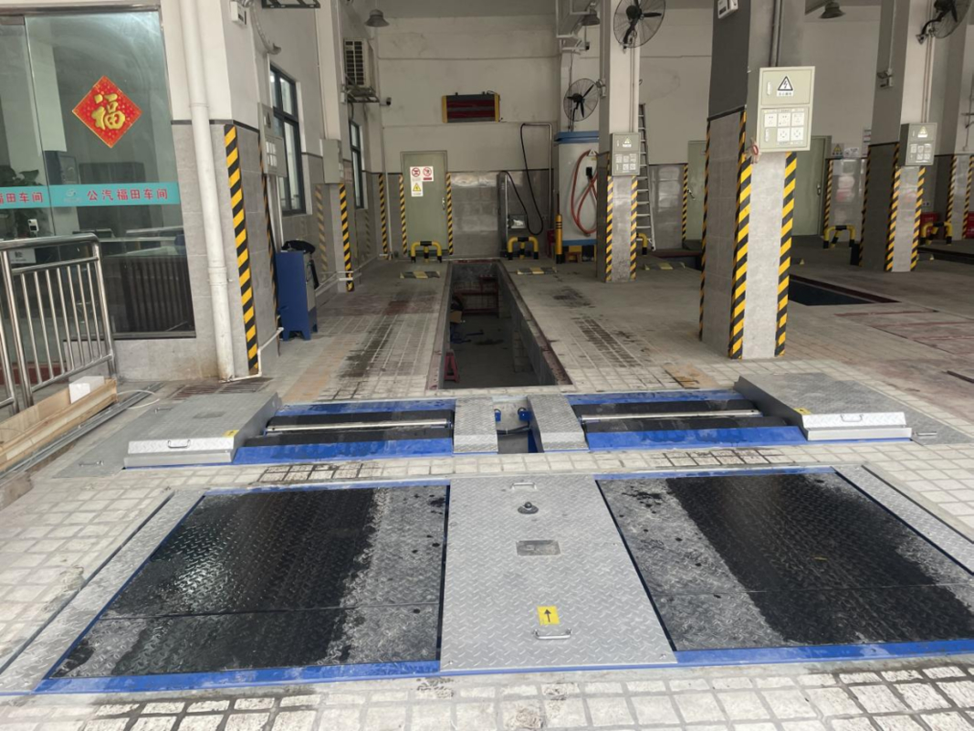 Εξοπλισμός επιθεώρησης οχημάτων CTFZ-15JZ Ελέγχων τροχιακών φρένων Αντίθετων δυνάμεων Τύπος Ελέγχων φρένων αυτοκινήτων με ανύψωση