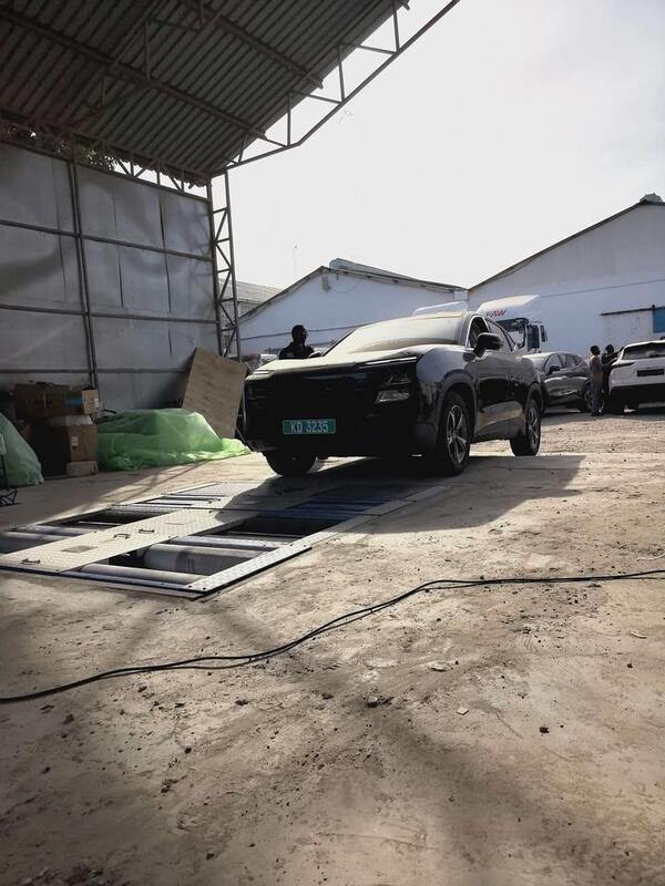 Cartesy brand Kenya case 5-in-1 Roller Brake Tester with 4000kg Axle Load side slip speedometer suspension tester