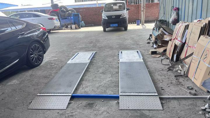 Cartesykj 4T Χωρητικότητα 2 πλάκες Ultra Flat Brake Tester με πλευρική ολίσθηση, ανάρτηση, φορτίο άξονα, λειτουργία δοκιμής φρένων